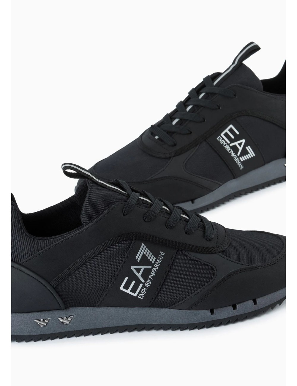 Sneakers Uomo in tessuto tecnico con dettagli in cordura X8X027XK219 EA7 Emporio Armani