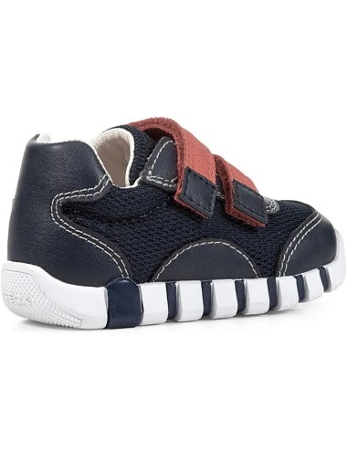 Sneakers bambino Iupidoo con strappi e dettagli color block B3555C Geox