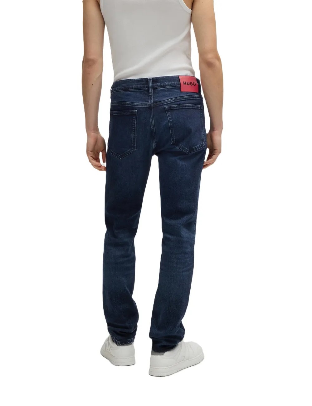 Jeans uomo slim fit lavaggio scuro 50530610 Hugo